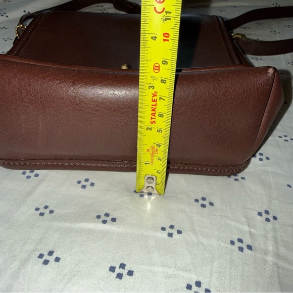Coach 9076 Vintage 1990's Companion Flap Milk Chocolate Brown Leather Crossbody - Picture 12 of 13